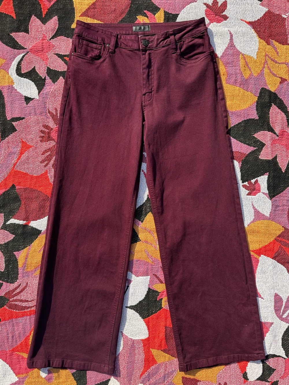 Kut from the Kloth Meg High-Rise Wide-Leg Jeans in Burgundy/Plum